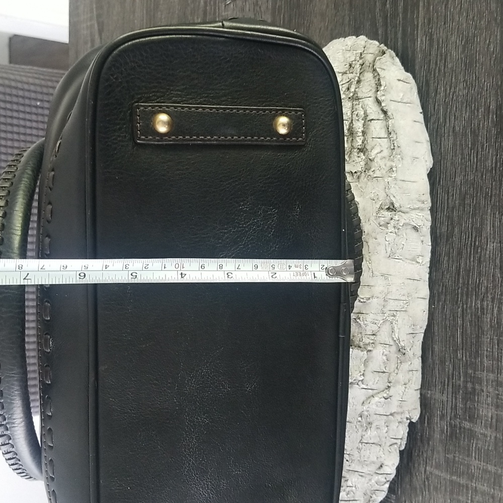 Dooney and Bourke Florentine tote GUC - Picture 12 of 15